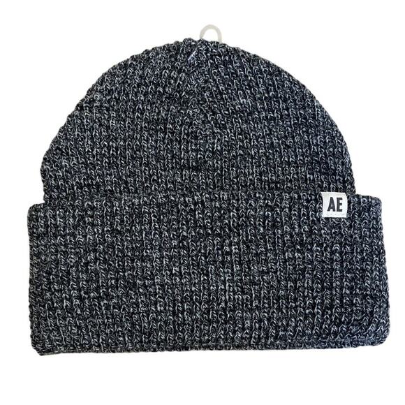 American Eagle NWOT Stocking Cap Multi Color Unisex One Size Streetwear Casual - Picture 1 of 4